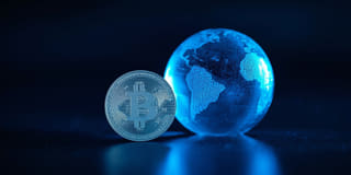 Kryptowaluta ukazana jako element szerszych globalnych rynków finansowych